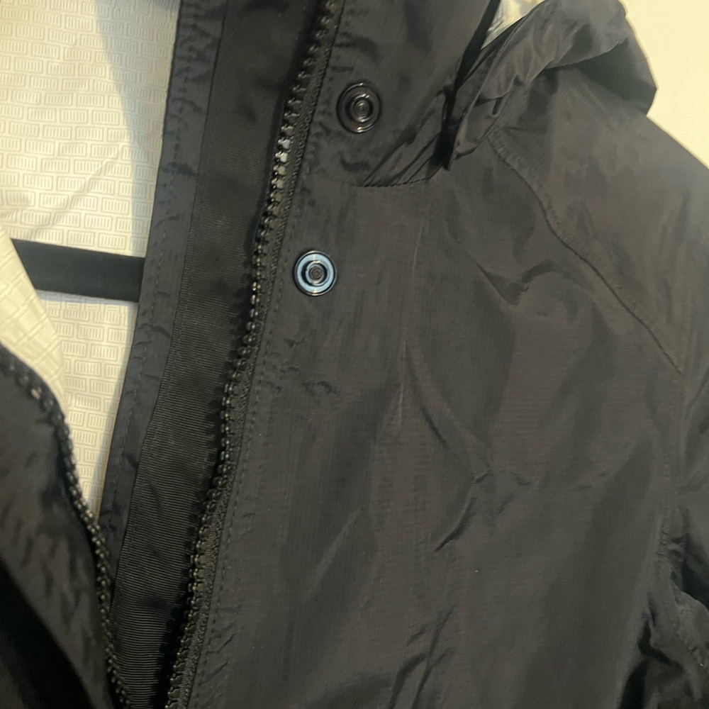 Patagonia Women's XS Jacket - Black and White interior - Picture 3 of 5